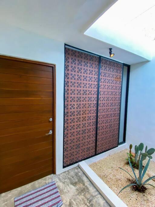 فيلا Modern Casa With Pool 7 Mins From Centro 5Min La Plancha Park ميريدا المظهر الخارجي الصورة